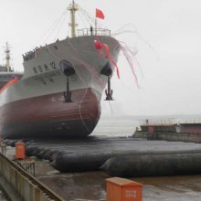 【船廠小能手上排下水氣囊打撈氣囊載重氣囊青島生產(chǎn)加工制造圖片】船廠小能手上排下水氣囊打撈氣囊載重氣囊青島生產(chǎn)加工制造